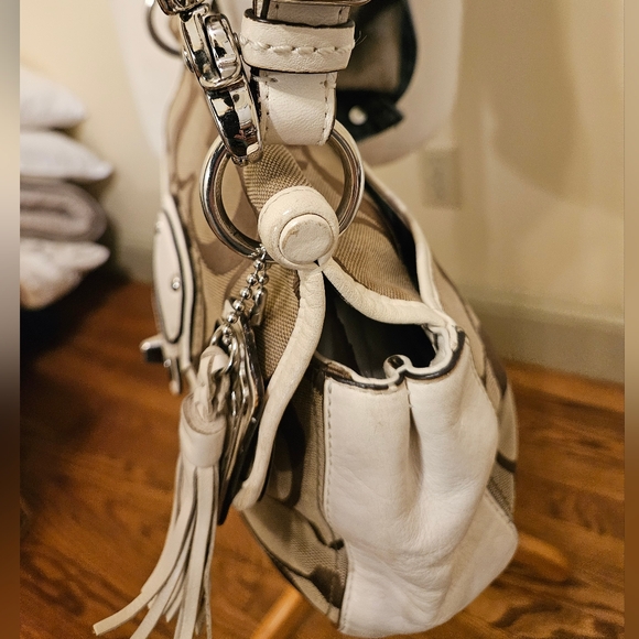 Coach Willis 19034 70th Anniversary Bag Khaki /Leather Crossbody - Picture 10 of 12